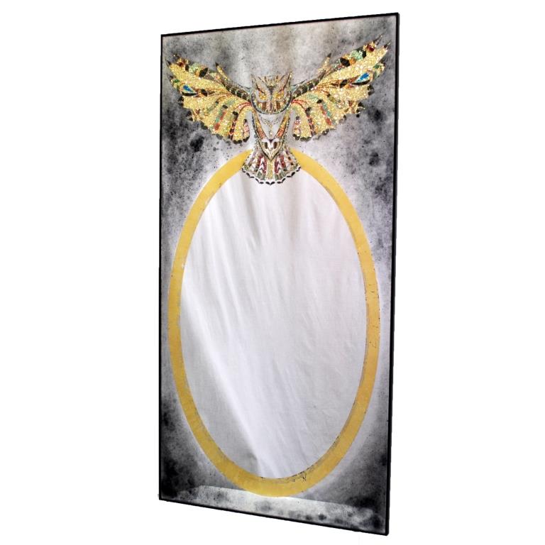 CRYSTAL OWL SITTING ON THE MIRROR. ЗЕРКАЛО. X9. №3317