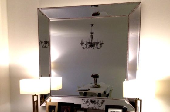 Зеркало в зеркальной раме с декоративными бусинками 1500 х 1500 мм