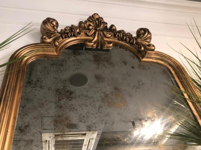 Состаренное зеркало Classic Gold в магазине одежды на Б.Васильковской 132
